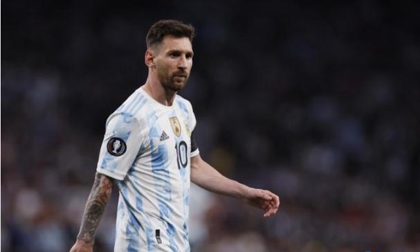 房地产巨头接连暴雷，4个大老板被抓，高管集体辞职跑路？